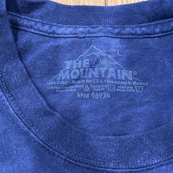 Two (2) The Mountain Native American Graphic Tee Shirts Large Red Tie Dye Blue - Picture 12 of 15